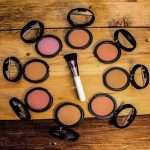 رژگونه تک رنگ مات رویال مکث دارای ۸رنگ