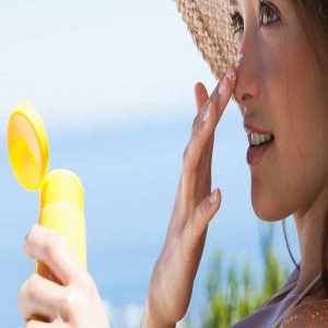 راهنمای استفاده از کرم‌های ضد آفتاب برای حفاظت از پوست