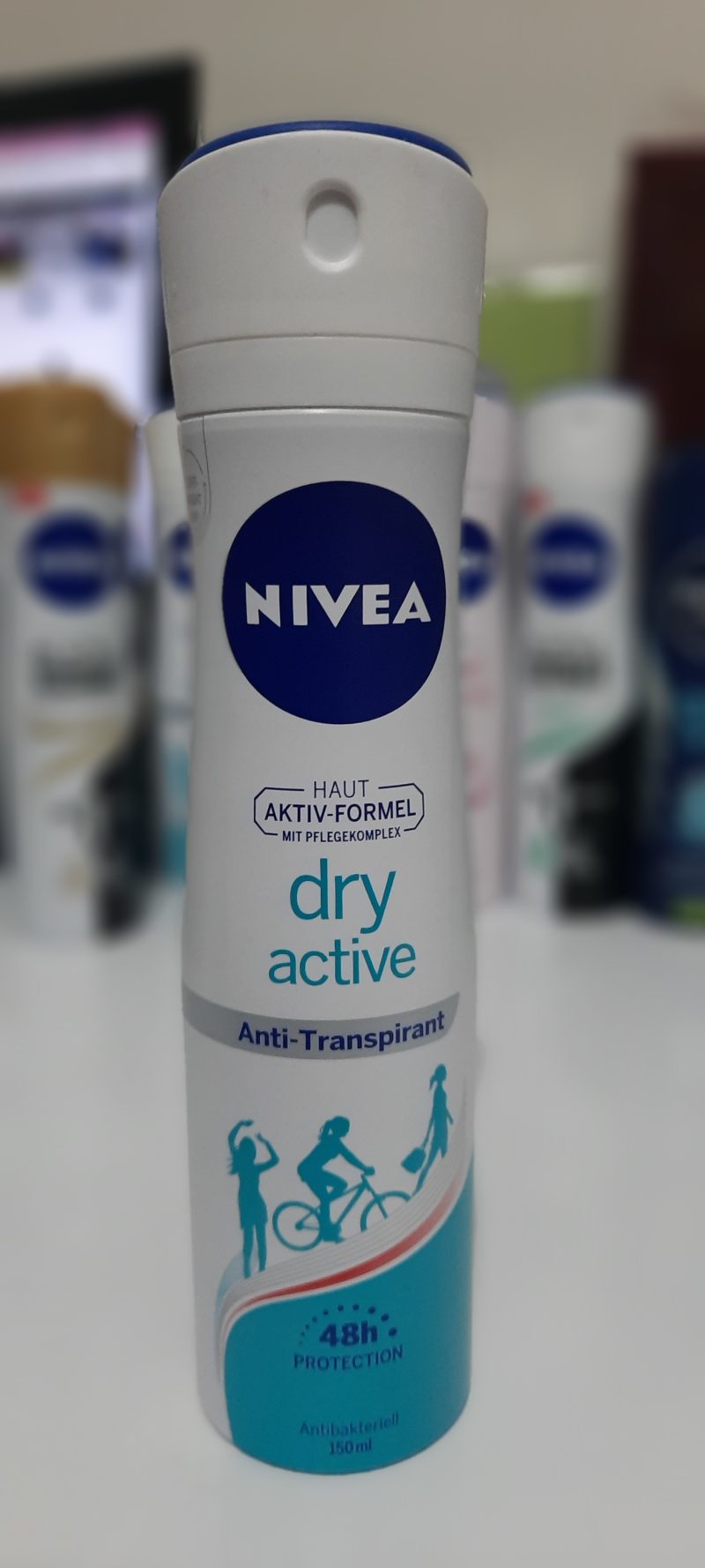 اسپری بدن زنانه نیوا nivea مدل Dry Active حجم 150 میلی لیتر