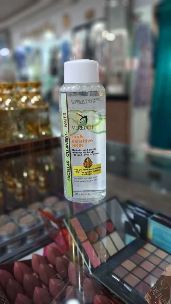 محصول پاک کننده 250 آرایش مردیت میسلارواتر محصول پاک کننده 250 آرایش مردیت میسلارواتر