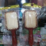 برس چوبی چهار گوش رنگ قهوه ای